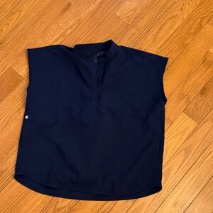 Figs navy blue women’s medium scrub Top